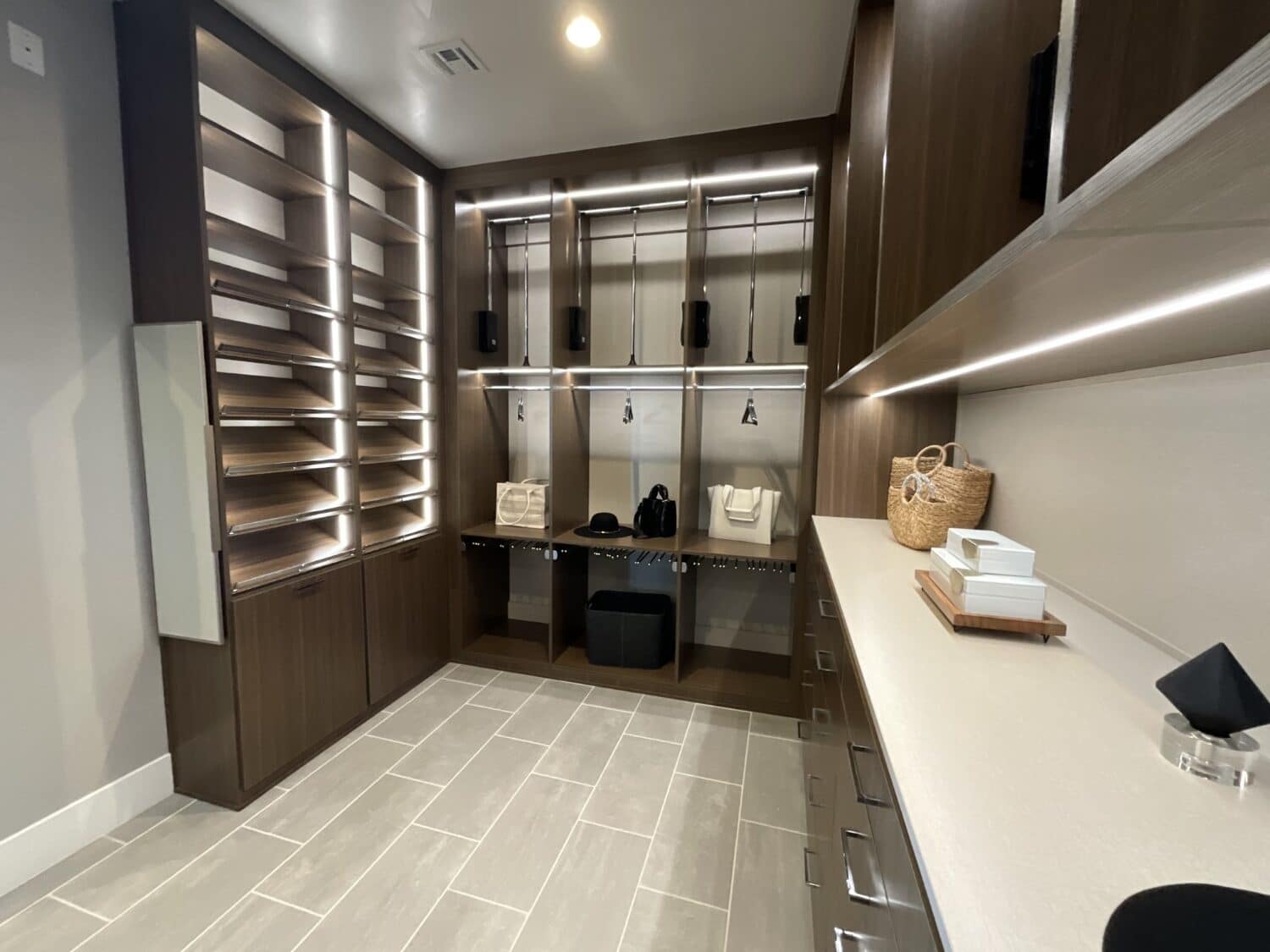 Portfolio : Closets Las Vegas
