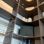 View of the rounded corner shelves in Classica.